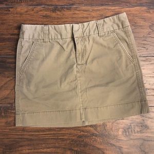 Women’s Gap Favorite Chino mini skirt